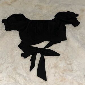 Ruffle Short Sleeve Tie Crop Top!